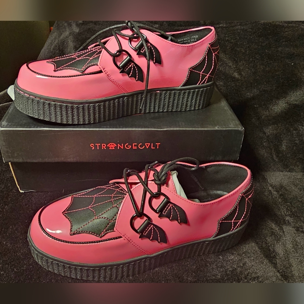 NIB StrangeCult size 10 Platform shoes HOT PINK/BLACK